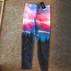 Terez NWT Forest Mountain Hiking Leggings